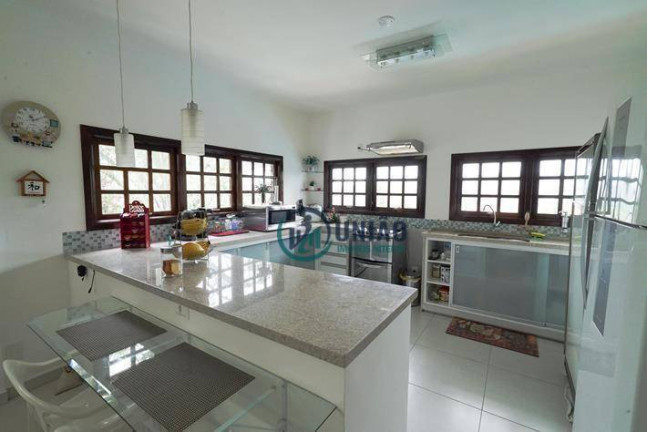 Imagem Casa com 4 Quartos à Venda, 419 m² em Maria Paula - Niterói
