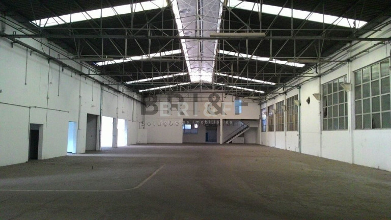 Imagem Galpão para Alugar, 3.200 m² em Lapa De Baixo - São Paulo Imagem Galpão para Alugar, 3.200 m² em Lapa De Baixo - São Paulo