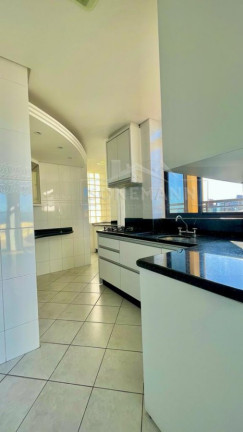 Imagem Cobertura com 3 Quartos à Venda, 240 m² em Kobrasol - São José
