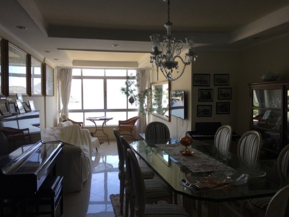 Imagem Imóvel com 3 Quartos à Venda, 166 m² em Icaraí - Niterói Imagem Imóvel com 3 Quartos à Venda, 166 m² em Icaraí - Niterói