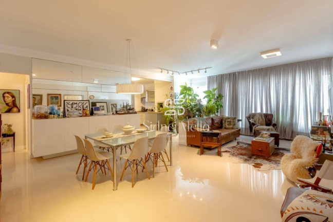 Imagem Apartamento com 3 Quartos à Venda, 135 m² em 2 Quadra Centro - Balneário Camboriú