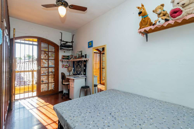 Imagem Casa com 3 Quartos à Venda, 120 m² em Medianeira - Porto Alegre Imagem Casa com 3 Quartos à Venda, 120 m² em Medianeira - Porto Alegre
