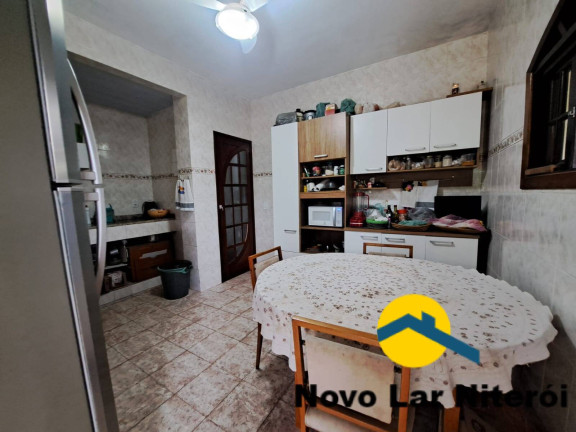 Imagem Casa com 4 Quartos à Venda, 210 m² em Parque Nanci - Maricá Imagem Casa com 4 Quartos à Venda, 210 m² em Parque Nanci - Maricá