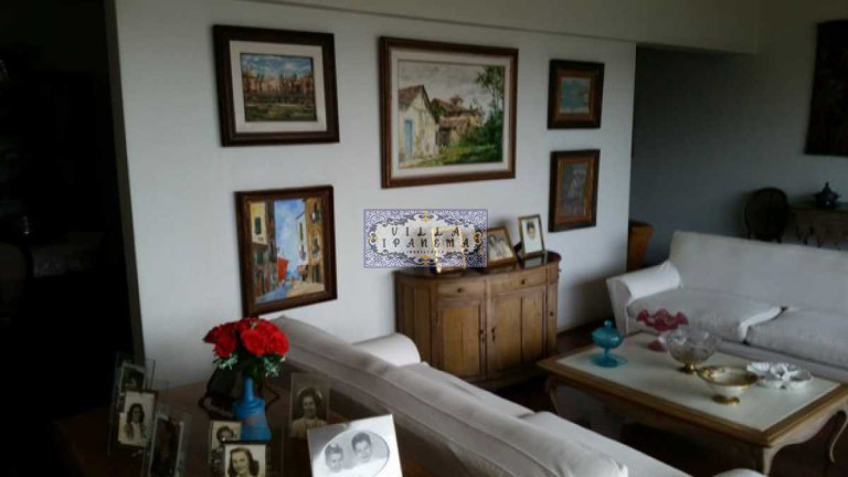 Imagem Apartamento com 3 Quartos à Venda, 264 m² em Laranjeiras - Rio De Janeiro Imagem Apartamento com 3 Quartos à Venda, 264 m² em Laranjeiras - Rio De Janeiro