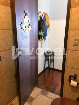 Imagem Casa com 3 Quartos à Venda, 244 m² em Primavera - Novo Hamburgo Imagem Casa com 3 Quartos à Venda, 244 m² em Primavera - Novo Hamburgo