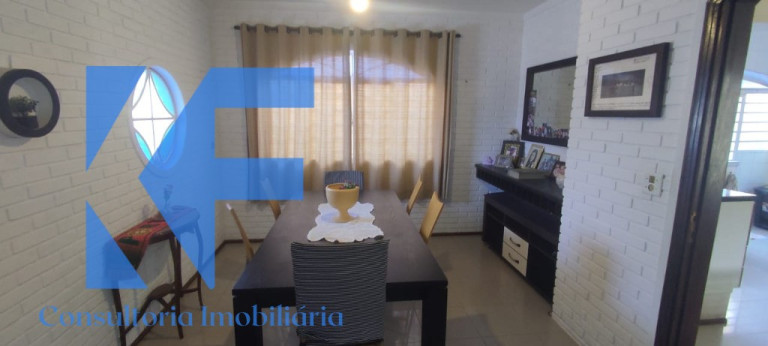 Imagem Casa com 3 Quartos à Venda, 192 m² em Centro - Vinhedo Imagem Casa com 3 Quartos à Venda, 192 m² em Centro - Vinhedo