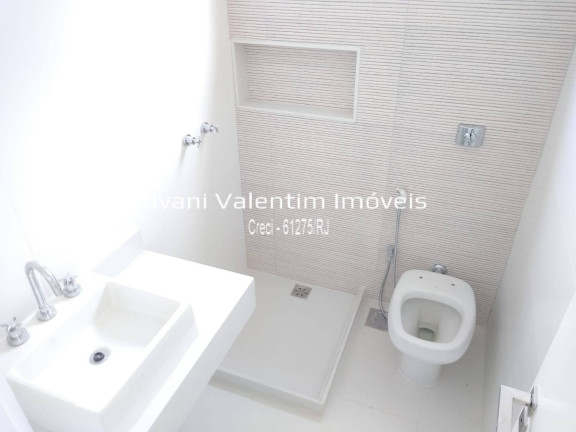 Imagem Casa de Condomínio com 5 Quartos à Venda, 340 m² em Barra Da Tijuca - Rio De Janeiro