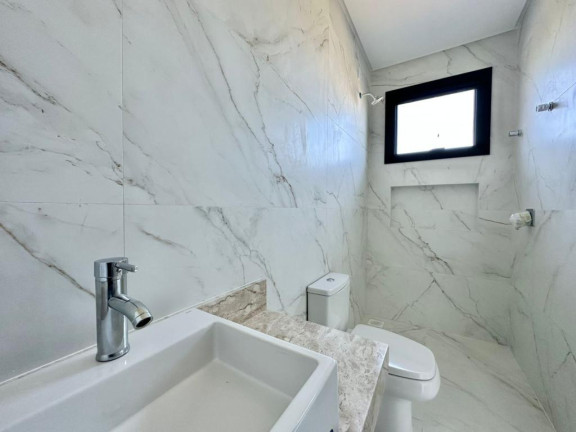 Imagem Casa com 3 Quartos à Venda, em -- - Xangri-la Imagem Casa com 3 Quartos à Venda, em -- - Xangri-la