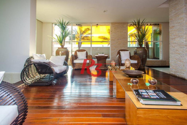 Imagem Apartamento com 4 Quartos para Alugar, 204 m² em Embaré - Santos