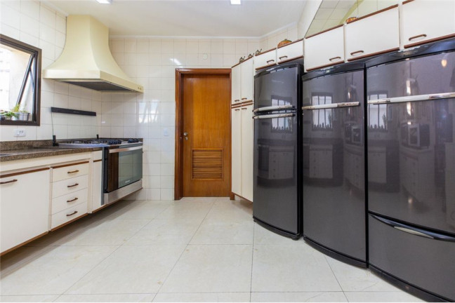Imagem Imóvel com 3 Quartos à Venda, 200 m² em Moema - São Paulo