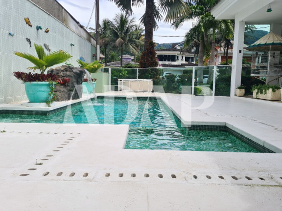 Imagem Casa com 4 Quartos à Venda, 300 m² em Vargem Grande - Rio De Janeiro