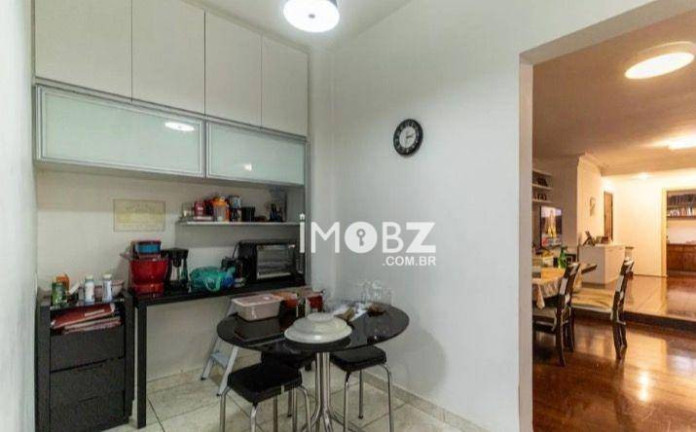 Imagem Imóvel com 3 Quartos à Venda, 177 m² em Higienópolis - São Paulo Imagem Imóvel com 3 Quartos à Venda, 177 m² em Higienópolis - São Paulo