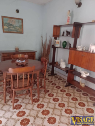 Imagem Casa com 2 Quartos à Venda, 490 m² em Jd. Mesquita - Jacareí