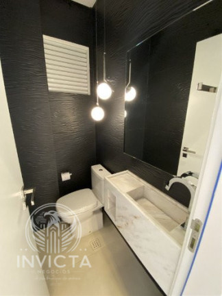 Imagem Apartamento com 3 Quartos à Venda, 197 m² em Centro - Balneário Camboriú Imagem Apartamento com 3 Quartos à Venda, 197 m² em Centro - Balneário Camboriú