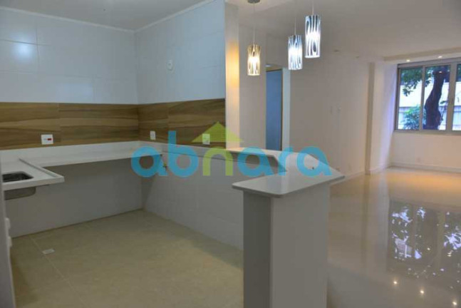 Imagem Apartamento com 3 Quartos à Venda, 110 m² em Ipanema - Rio De Janeiro Imagem Apartamento com 3 Quartos à Venda, 110 m² em Ipanema - Rio De Janeiro