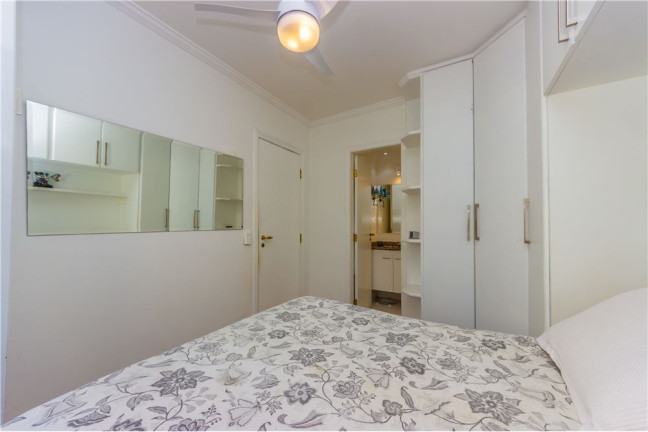 Imagem Imóvel com 3 Quartos à Venda, em Vila Gumercindo - São Paulo Imagem Imóvel com 3 Quartos à Venda, em Vila Gumercindo - São Paulo