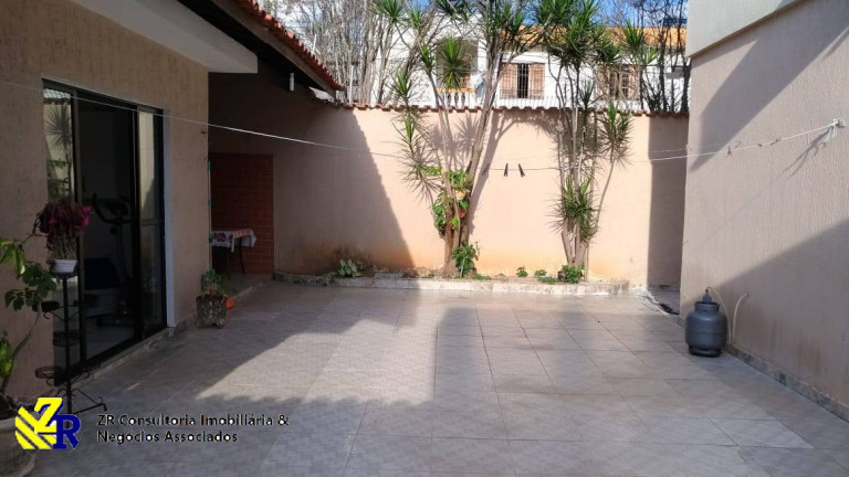 Imagem Sobrado com 3 Quartos à Venda, 300 m² em Jardim Piqueroby - São Paulo Imagem Sobrado com 3 Quartos à Venda, 300 m² em Jardim Piqueroby - São Paulo