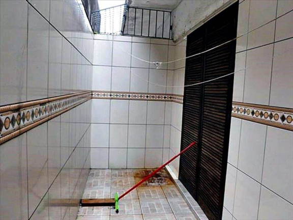 Imagem Casa com 1 Quarto à Venda, 70 m² em Vila Guilhermina - Praia Grande Imagem Casa com 1 Quarto à Venda, 70 m² em Vila Guilhermina - Praia Grande