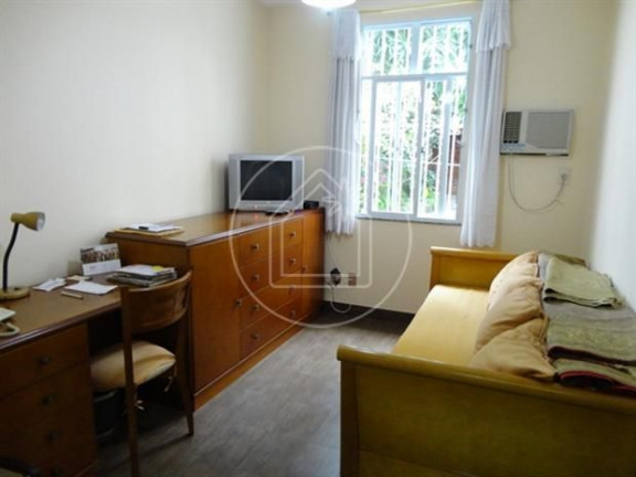 Imagem Casa com 5 Quartos à Venda, 270 m² em Urca - Rio De Janeiro Imagem Casa com 5 Quartos à Venda, 270 m² em Urca - Rio De Janeiro