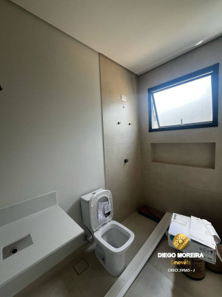 Imagem Casa com 3 Quartos à Venda, 216 m² em Nova Gardênia - Atibaia Imagem Casa com 3 Quartos à Venda, 216 m² em Nova Gardênia - Atibaia