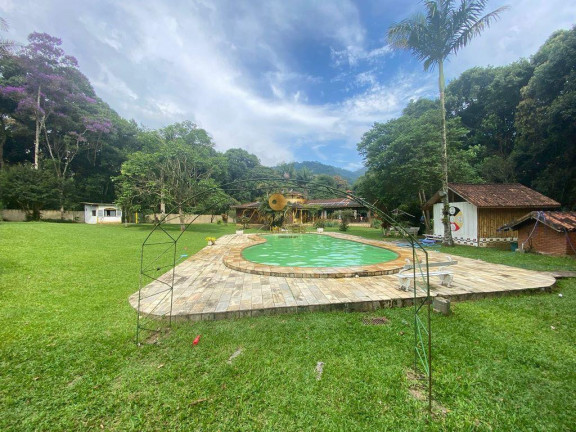 Imagem Casa com 12 Quartos à Venda, 600 m² em Prata Dos Aredes - Teresópolis Imagem Casa com 12 Quartos à Venda, 600 m² em Prata Dos Aredes - Teresópolis