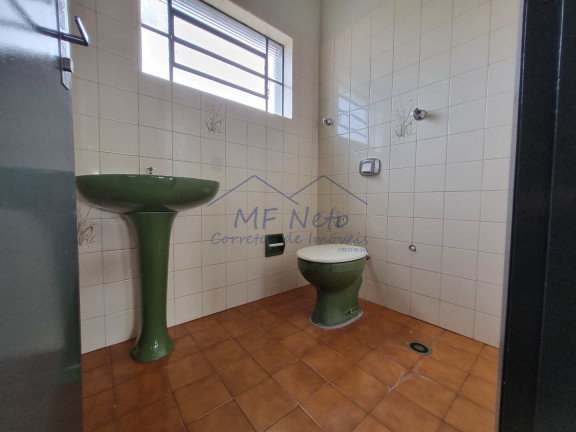 Imagem Imóvel Comercial à Venda ou Locação, 740 m² em Vila Santa Terezinha - Pirassununga Imagem Imóvel Comercial à Venda ou Locação, 740 m² em Vila Santa Terezinha - Pirassununga