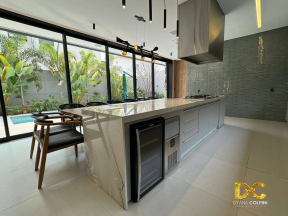 Imagem Casa de Condomínio com 4 Quartos à Venda, 352 m² em Ribeirão Do Lipa - Cuiabá Imagem Casa de Condomínio com 4 Quartos à Venda, 352 m² em Ribeirão Do Lipa - Cuiabá
