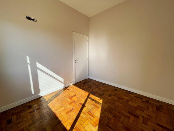 Imagem Apartamento com 2 Quartos à Venda, 69 m² em Moinhos De Vento - Porto Alegre Imagem Apartamento com 2 Quartos à Venda, 69 m² em Moinhos De Vento - Porto Alegre