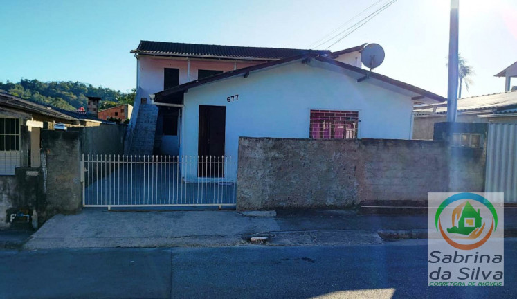 Imagem Casa com 6 Quartos à Venda, 180 m² em Itoupavazinha - Blumenau Imagem Casa com 6 Quartos à Venda, 180 m² em Itoupavazinha - Blumenau