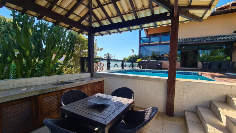 Imagem Casa com 11 Quartos à Venda, 2.000 m² em Ferradura - Armação Dos Búzios Imagem Casa com 11 Quartos à Venda, 2.000 m² em Ferradura - Armação Dos Búzios