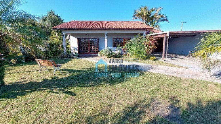 Casa com 3 Quartos à Venda,  em Centro - Balneário Pinhal