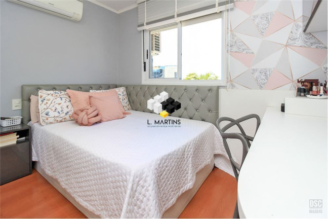 Imagem Casa de Condomínio com 3 Quartos à Venda, 145 m² em São Sebastião - Porto Alegre Imagem Casa de Condomínio com 3 Quartos à Venda, 145 m² em São Sebastião - Porto Alegre