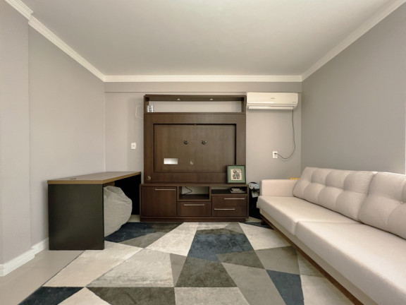 Imagem Casa com 4 Quartos à Venda, 290 m² em Estreito - Florianópolis Imagem Casa com 4 Quartos à Venda, 290 m² em Estreito - Florianópolis