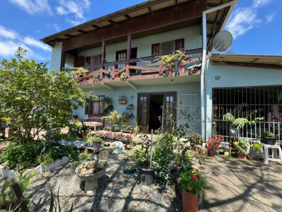 Imagem Casa com 3 Quartos à Venda, 135 m² em Centro - Balneário Barra Do Sul Imagem Casa com 3 Quartos à Venda, 135 m² em Centro - Balneário Barra Do Sul