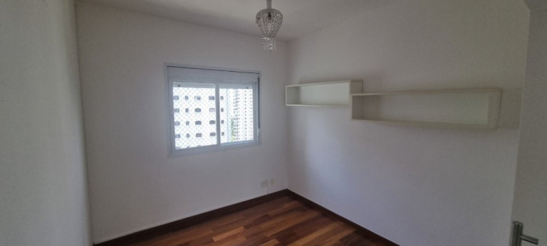 Imagem Imóvel com 3 Quartos à Venda, em Vila Sofia - São Paulo Imagem Imóvel com 3 Quartos à Venda, em Vila Sofia - São Paulo