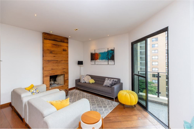 Imagem Apartamento com 3 Quartos à Venda, 181 m² em Moema - São Paulo Imagem Apartamento com 3 Quartos à Venda, 181 m² em Moema - São Paulo