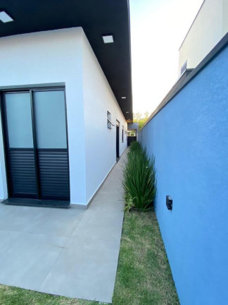 Imagem Imóvel com 3 Quartos à Venda, 166 m² Imagem Imóvel com 3 Quartos à Venda, 166 m²