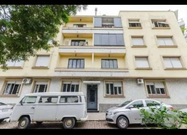 Imagem Apartamento com 3 Quartos à Venda, 92 m² em Santana - Porto Alegre