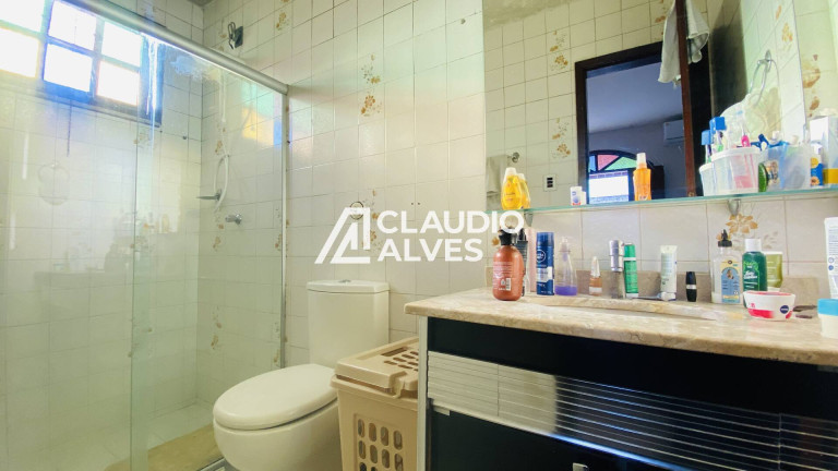 Imagem Casa com 4 Quartos à Venda, 200 m² em Santa Mônica - Feira De Santana Imagem Casa com 4 Quartos à Venda, 200 m² em Santa Mônica - Feira De Santana