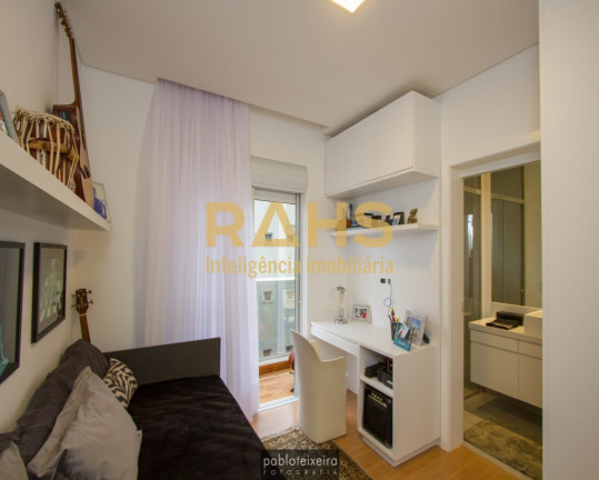 Imagem Apartamento com 3 Quartos à Venda, 223 m² em Atiradores - Joinville