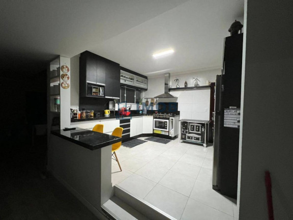 Imagem Chácara com 3 Quartos à Venda, 304 m² em Vila De Chartres - Jaraguá Do Sul
