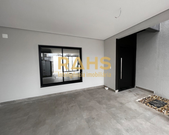 Imagem Casa com 3 Quartos à Venda, 150 m² em América - Joinville Imagem Casa com 3 Quartos à Venda, 150 m² em América - Joinville