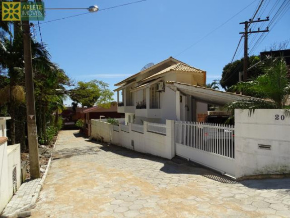 Imagem Casa com 3 Quartos à Venda, 150 m² em Centro - Porto Belo