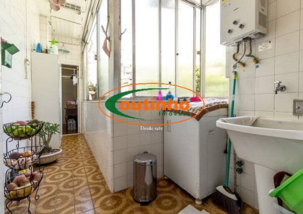 Imagem Apartamento com 4 Quartos à Venda, 158 m² em Tijuca - Rio De Janeiro Imagem Apartamento com 4 Quartos à Venda, 158 m² em Tijuca - Rio De Janeiro