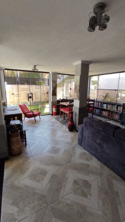 Imagem Casa com 4 Quartos à Venda, 295 m² em Cascata Do Imbuí - Teresópolis Imagem Casa com 4 Quartos à Venda, 295 m² em Cascata Do Imbuí - Teresópolis