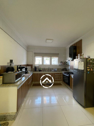 Imagem Casa com 4 Quartos à Venda, 420 m² em Jardim Cuiabá - Cuiabá Imagem Casa com 4 Quartos à Venda, 420 m² em Jardim Cuiabá - Cuiabá