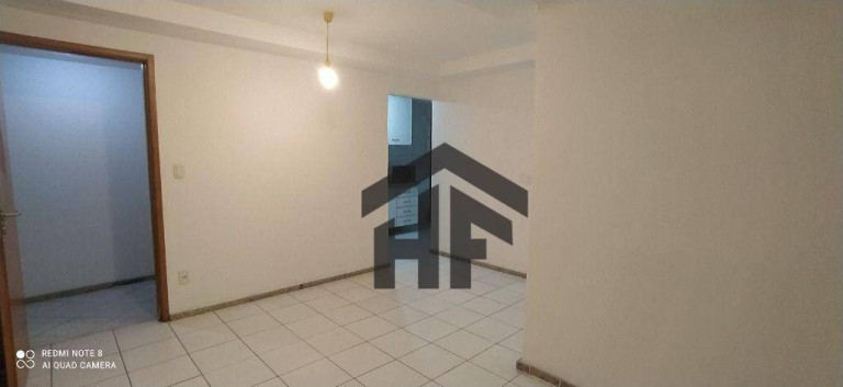 Imagem Apartamento com 3 Quartos à Venda, 70 m² em Encruzilhada - Recife