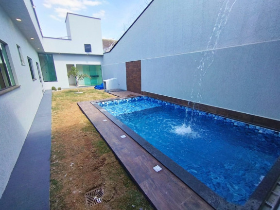 Imagem Casa com 3 Quartos à Venda, 300 m² em Residencial Porto Seguro - Goiânia Imagem Casa com 3 Quartos à Venda, 300 m² em Residencial Porto Seguro - Goiânia