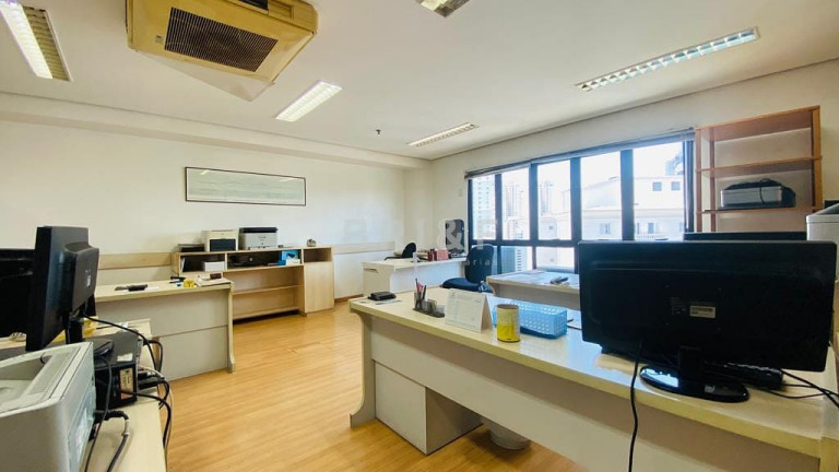 Sala Comercial à Venda, 91 m² em Campo Belo - São Paulo
