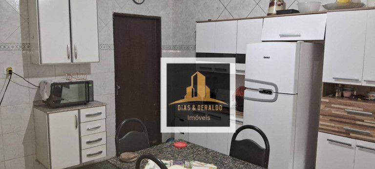 Imagem Casa com 3 Quartos à Venda, 135 m² em Jardim Limoeiro - São José Dos Campos Imagem Casa com 3 Quartos à Venda, 135 m² em Jardim Limoeiro - São José Dos Campos